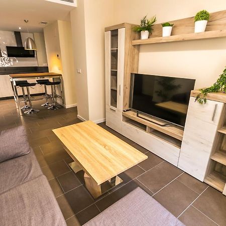 Апартаменти Centrico Y Moderno Con Piscina Y Parking Хаен Екстер'єр фото
